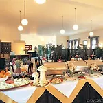Rose Bay Hotel 